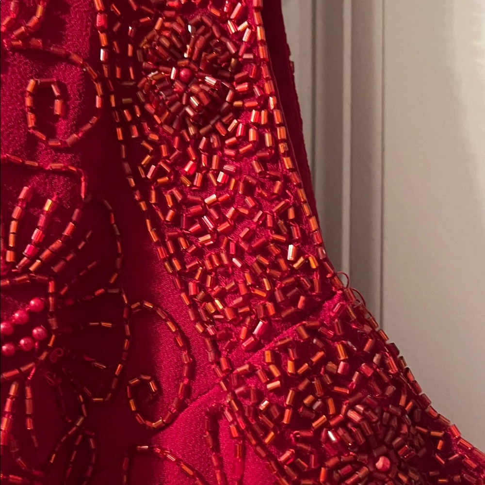 Vintage!!! Pristine condition!! Dressbarn Crimson Floral Embroidered Blouse - Picture 4 of 11